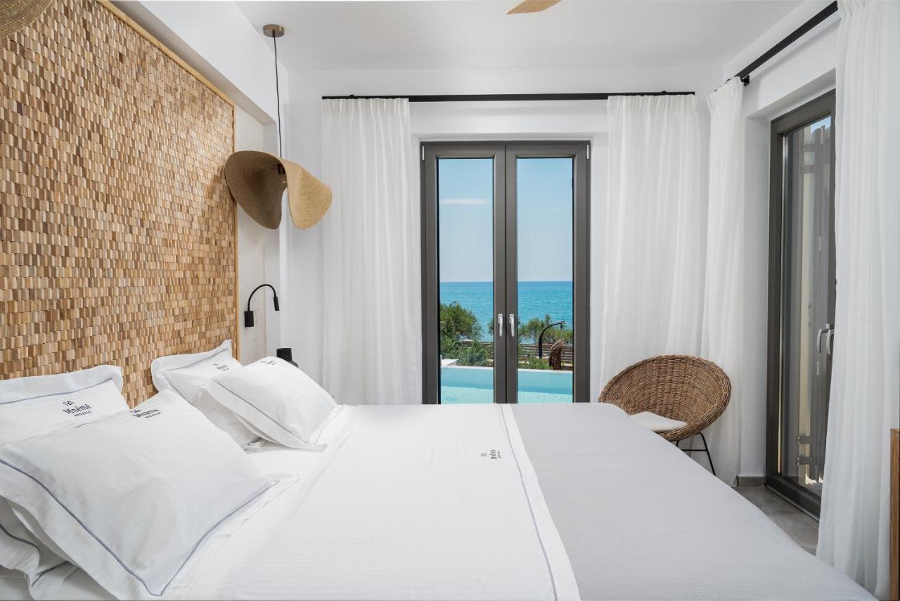 Mneme Suites & Villas Kastri  Exteriör bild